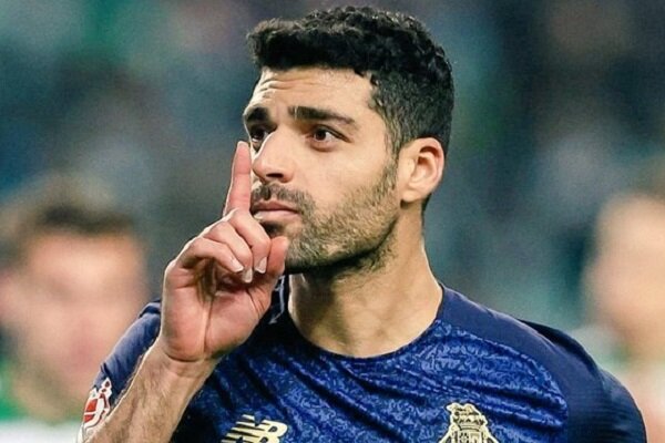 تمجید جالب خبرنگار اماراتی از ستاره پرسپولیسی تمجید جالب خبرنگار اماراتی از ستاره پرسپولیسی