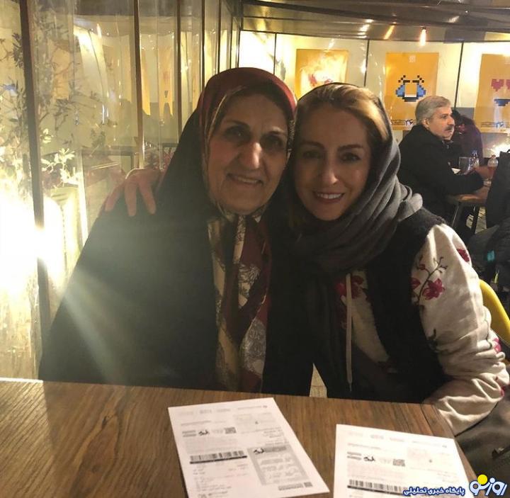 شقایق دهقان در کنار معلمش + عکس