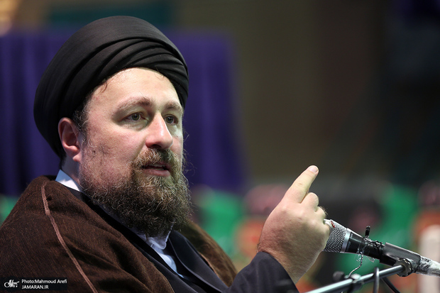 واکنش سیدحسن خمینی به اشغال بخش های وسیعی از خاک افغانستان توسط طالبان: اسلام گرایی طالبانی وجهه دیگر اسلام متحجر است که در ایران هم بود واکنش سیدحسن خمینی به اشغال بخش های وسیعی از خاک افغانستان توسط طالبان: اسلام گرایی طالبانی وجهه دیگر اسلام متحجر است که در ایران هم بود