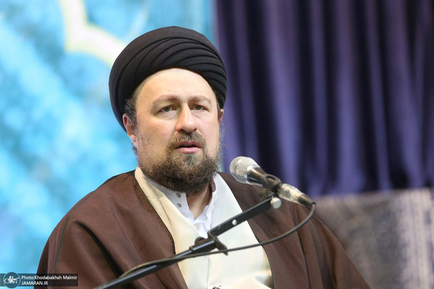 سیدحسن خمینی: «حکمرانی خوب» آن است که «مردم» در آن آسایش داشته باشند/ نباید معنای آسایش را به «آسایش اقتصادی» تنزل داد سیدحسن خمینی: «حکمرانی خوب» آن است که «مردم» در آن آسایش داشته باشند/ نباید معنای آسایش را به «آسایش اقتصادی» تنزل داد