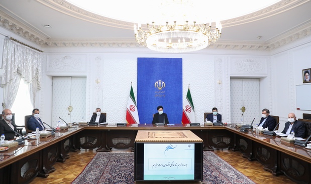 درخواست رئیسی از وزارت بهداشت و بانک مرکزی: از تقویت ذخایر دارویی پشتیبانی کنید درخواست رئیسی از وزارت بهداشت و بانک مرکزی: از تقویت ذخایر دارویی پشتیبانی کنید