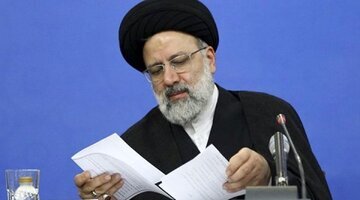انتقادات تند روزنامه اصولگرا به مصاحبه اخیر رئیسی/ روی دور تکرار حرفهای بی فایده افتاده اید انتقادات تند روزنامه اصولگرا به مصاحبه اخیر رئیسی/ روی دور تکرار حرفهای بی فایده افتاده اید