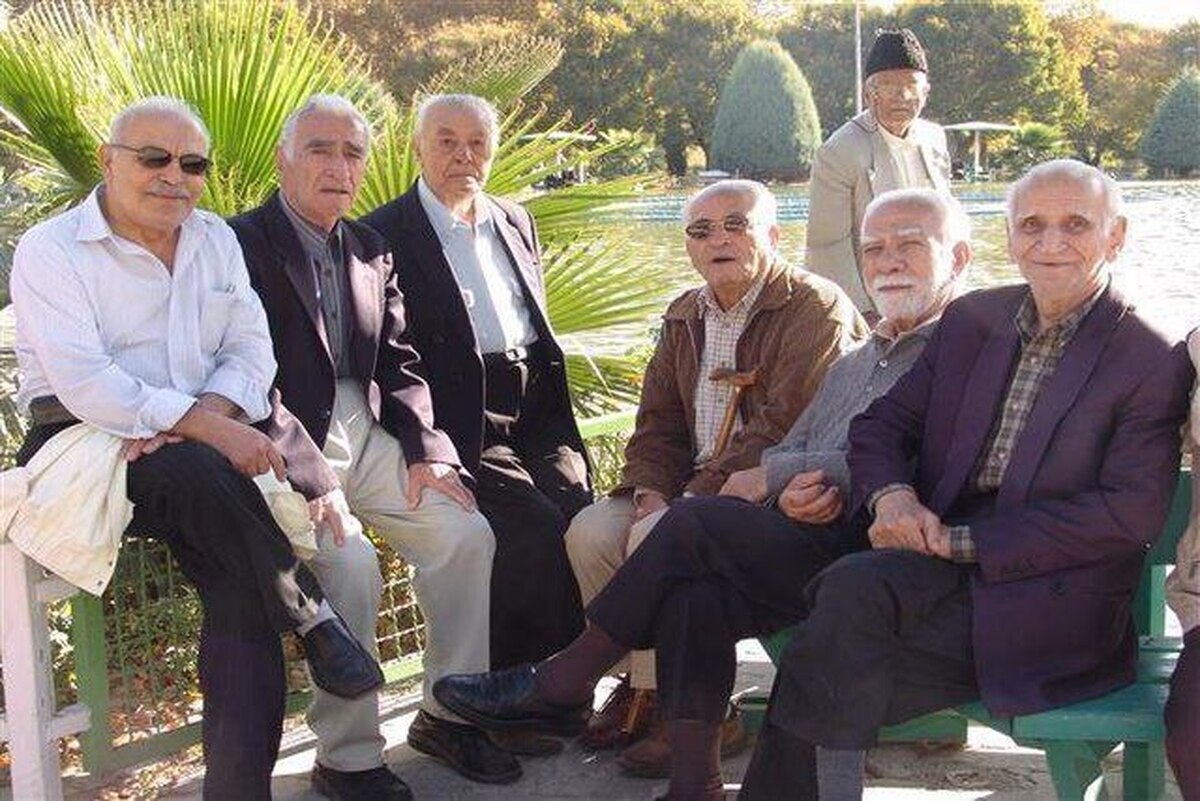 سقف حقوق بازنشستگان و کارمندان اعلام شد سقف حقوق بازنشستگان و کارمندان اعلام شد