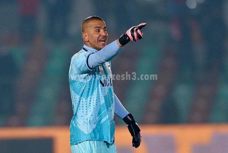 گلر متعصب پرسپولیسی گیاهخوار شد گلر متعصب پرسپولیسی گیاهخوار شد