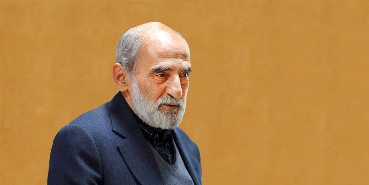 شریعتمداری بار دیگر به ظریف حمله ور شد: کُت در می‌آورد و جیغ می‌زند که «‌چه کسی جرأت می‌کرد در زمان خاتمی به یک ایرانی توهین کند؟» / کاش جلیلی، خاطرات مستند خود از مذاکرات را منتشر می‌کرد تا همه از خدمات برجسته‌اش باخبر باشند
