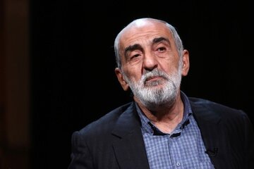 اقدام بیسابقه حسین شریعتمداری: او به اصل گفتگو و تیم مذاکره حمله نکرد/ باید دست مان همچنان روی ماشه باشد اقدام بیسابقه حسین شریعتمداری: او به اصل گفتگو و تیم مذاکره حمله نکرد/ باید دست مان همچنان روی ماشه باشد