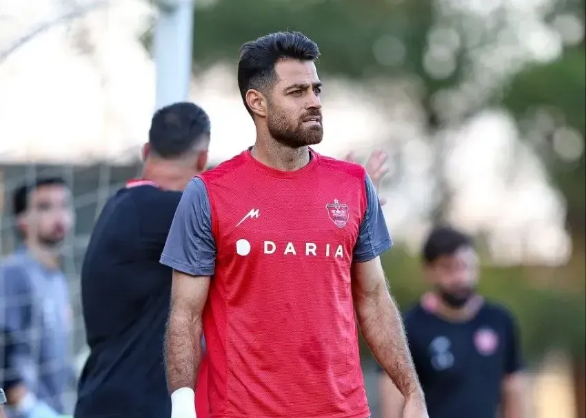 مدافع پرسپولیس لژیونر شد