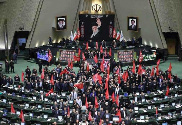 بی‌وزنان پرصدا در مجلس!