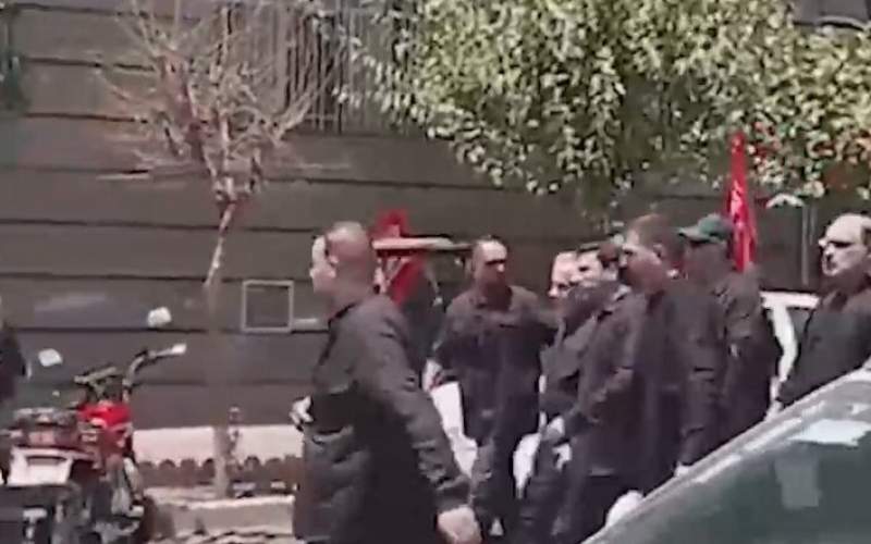 در صحنه داخلی، بر پایه منافع گروهی و شخصی به نزاع و تفرقه دامن میزنیم! در صحنه داخلی، بر پایه منافع گروهی و شخصی به نزاع و تفرقه دامن میزنیم!