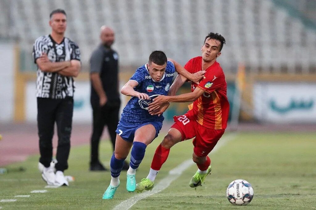 گزینه پرسپولیس باعث شکست استقلال شد + عکس گزینه پرسپولیس باعث شکست استقلال شد + عکس