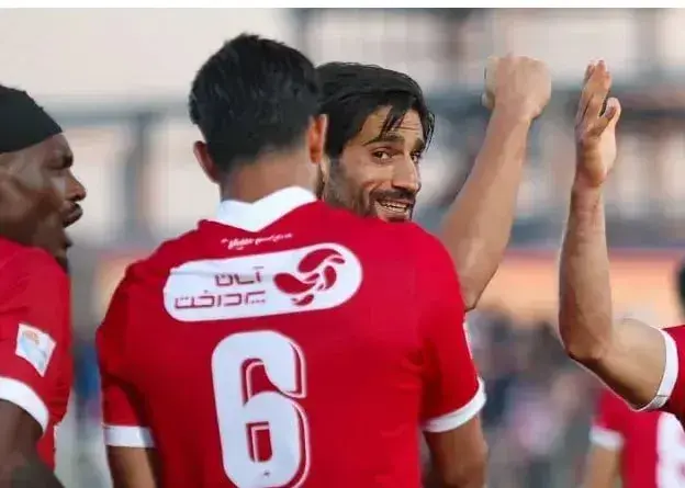 آغاز مذاکرات سپاهان با مدافع ملیپوش پرسپولیس! آغاز مذاکرات سپاهان با مدافع ملیپوش پرسپولیس!