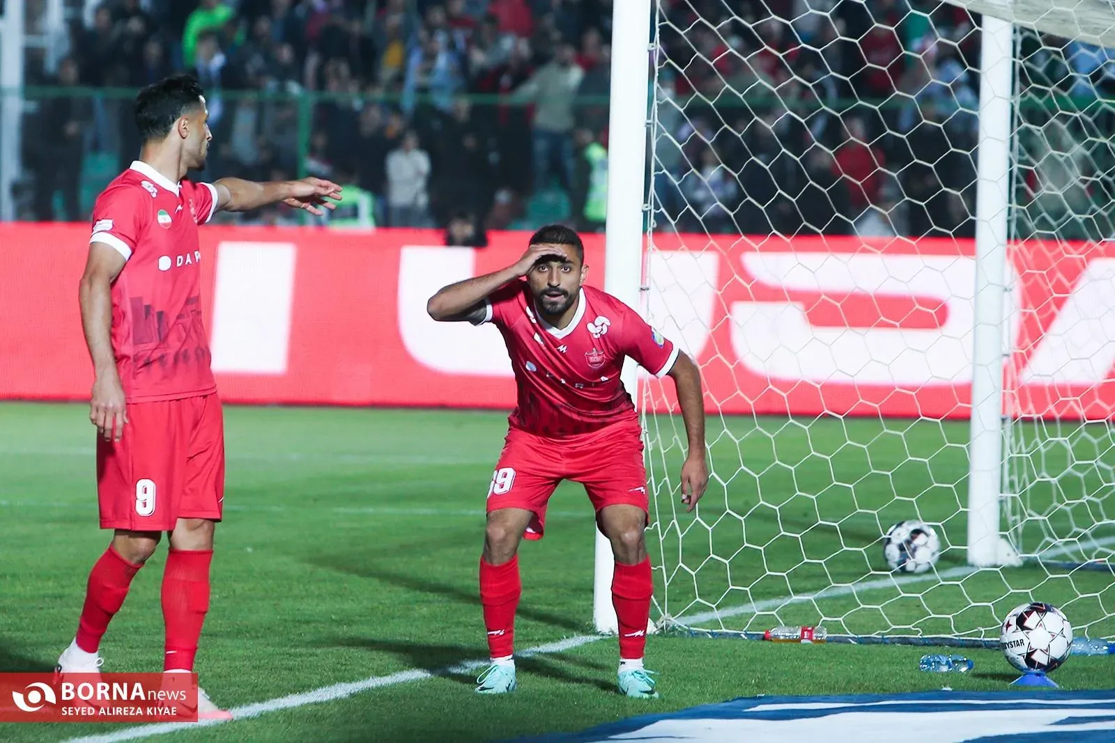 کاظمیان: پرسپولیس آماده جنگیدن برای کسب سهمیه آسیا است/ برگزاری لیگ به نفع باشگاهها و تیم ملی بود کاظمیان: پرسپولیس آماده جنگیدن برای کسب سهمیه آسیا است/ برگزاری لیگ به نفع باشگاهها و تیم ملی بود
