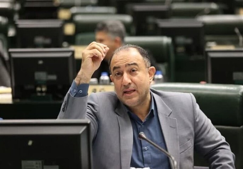 فاطمی: دولت به وعده خود درباره نیروهای شرکتی عمل کند