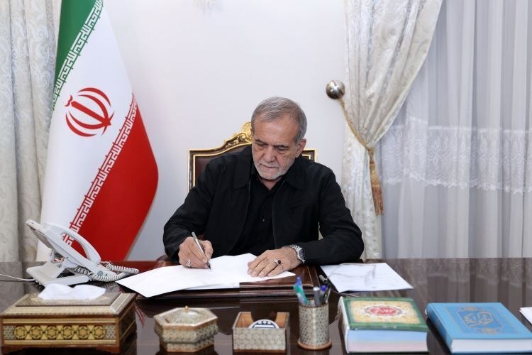 پزشکیان: ملت ایران بار دیگر حماسه خواهد آفرید پزشکیان: ملت ایران بار دیگر حماسه خواهد آفرید